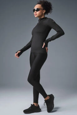 Airlift Winter Warm Hooded Runner - Black -ALO ACTIVEWEAR SALE W3735R 01 b1 s1 a3 1 m206