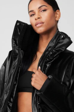 Orion Cropped Puffer - Black 11 Orion Cropped Puffer - Black -ALO ACTIVEWEAR SALE W4464R 01 b1 s1 a4 2 m18