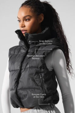 Gold Rush Puffer Vest - Black -ALO ACTIVEWEAR SALE W4469R 01 b1 s1 ai 1 m76
