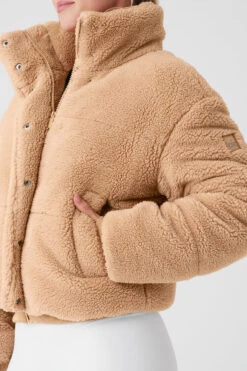 Sherpa Snow Angel Puffer - Camel -ALO ACTIVEWEAR SALE W4473R 01660 b1 s1 a4 1 m89