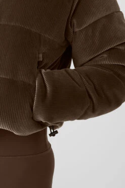 Ribbed Velour Gold Rush Puffer - Macchiato 10 Ribbed Velour Gold Rush Puffer - Macchiato -ALO ACTIVEWEAR SALE W4497R 05614 b1 s1 a4 1 m18