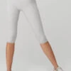 Alosoft High-Waist Iconic 90's Capri - Athletic Heather Grey -ALO ACTIVEWEAR SALE W51024R 02910 b1 s1 a1 1 m54