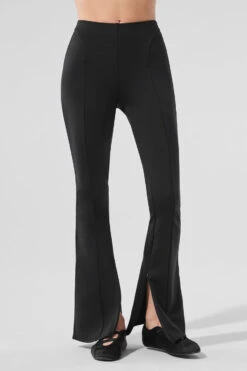 High-Waist Zip It Flare Legging - Black