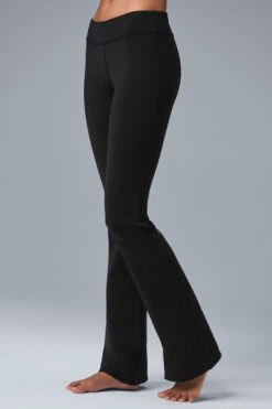 Airbrush Low-Rise Bootcut Legging - Black 9 Airbrush Low-Rise Bootcut Legging - Black -ALO ACTIVEWEAR SALE W51150R 01 b1 s1 a3 1 m197