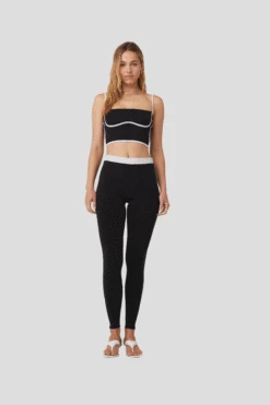 Airbrush High-Waist Streamlined Legging - Black/White -ALO ACTIVEWEAR SALE W51160R 0100 b1 s1 a1 2 m89