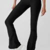 Airlift High-Waist Game Changer Legging - Black 2 Airlift High-Waist Game Changer Legging - Black -ALO ACTIVEWEAR SALE W51248R 01 b1 s1 a1 1 m54