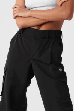 High-Waist Break Line Jogger - Black 15 High-Waist Break Line Jogger - Black -ALO ACTIVEWEAR SALE W51319R 01 b1 s1 a4 2 m18