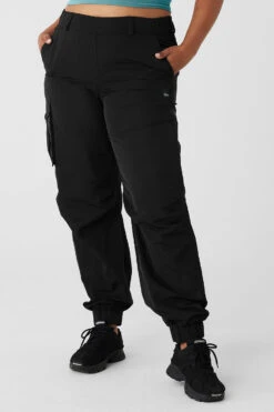 High-Waist Break Line Jogger - Black 16 High-Waist Break Line Jogger - Black -ALO ACTIVEWEAR SALE W51319R 01 b1 s4 a1 1 m152