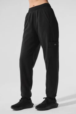 Polar Fleece Wintry Mix Pant - Black 8 Polar Fleece Wintry Mix Pant - Black -ALO ACTIVEWEAR SALE W51374R 01 b1 s1 a3 1 m174