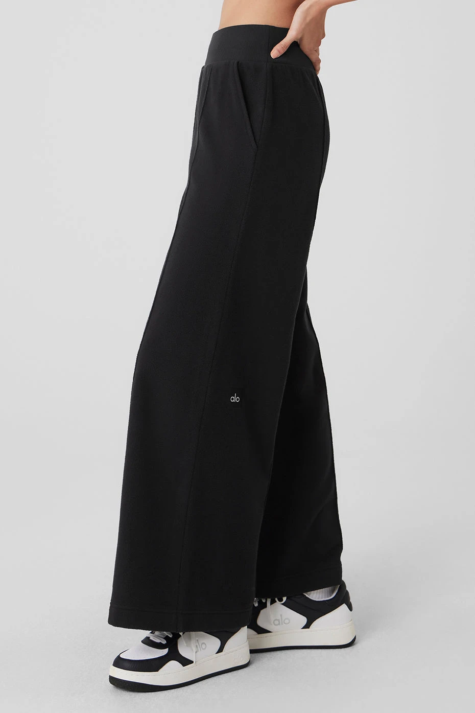 Polar Fleece High-Waist Snowdrift Wide Leg Pant - Black 5 Polar Fleece High-Waist Snowdrift Wide Leg Pant - Black - Image 3