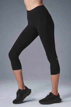 High-Waist Airbrush Capri - Black -ALO ACTIVEWEAR SALE W5475R 01 b1 s1 a3 1 m54