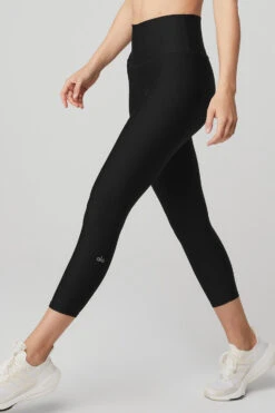 High-Waist Airlift Capri - Black 8 High-Waist Airlift Capri - Black -ALO ACTIVEWEAR SALE W5630R 01 b1 s1 a2 1 m89