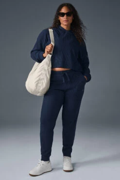 Muse Sweatpant - Navy -ALO ACTIVEWEAR SALE W5784R 03842 b1 s1 a4 1 m182
