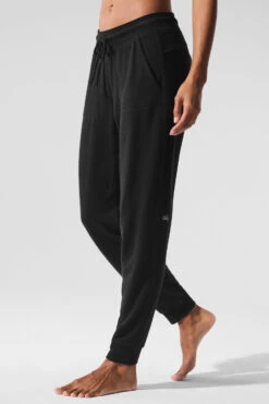 Soho Sweatpant - Black 9 Soho Sweatpant - Black -ALO ACTIVEWEAR SALE W5912R 01 b1 s1 a3 1 m76