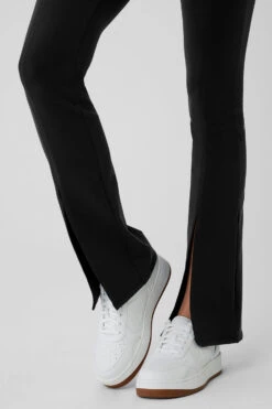 Airbrush High-Waist Flutter Legging - Black -ALO ACTIVEWEAR SALE W5946R 01 b1 s1 a4 1 m54 b3514247 3036 4c2d b646 1ab9da74555f