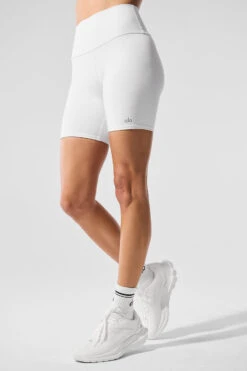 7" High-Waist Biker Short - White -ALO ACTIVEWEAR SALE W6145R 00 b1 s1 a3 1 m206