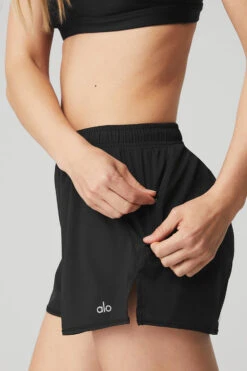 Stride Short - Black -ALO ACTIVEWEAR SALE W6230R 01 b1 s1 a4 1 m82