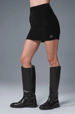 Micro Corduroy Winter Break Mini Skirt - Black -ALO ACTIVEWEAR SALE W6391R 01 b1 s1 a4 1 m91