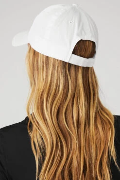 Off-Duty Cap - Bright White/White -ALO ACTIVEWEAR SALE W7112R 04448 b1 a3 m89