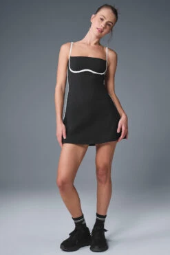 Airbrush Streamlined Dress - Black/White -ALO ACTIVEWEAR SALE W8278R 0100 b1 s1 a1 1 m224
